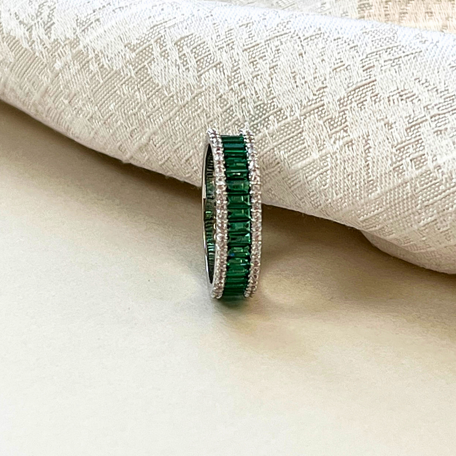 Green Illusion Ring - Adrisya - Finger Ring