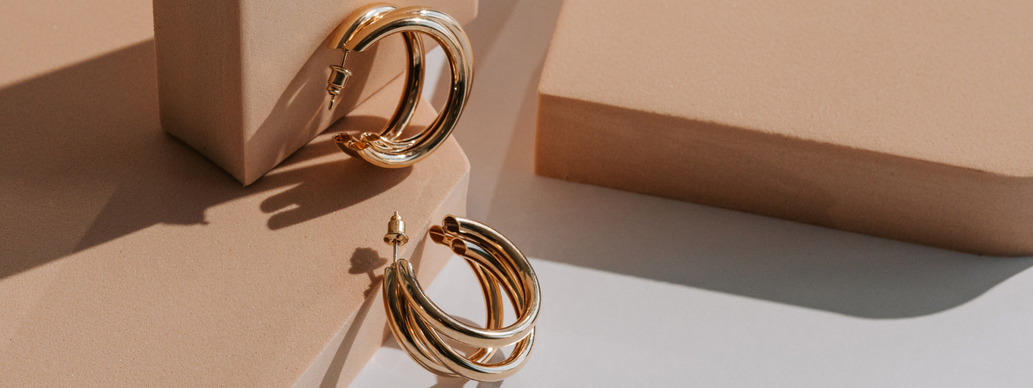 The Modern Twist in Jewelery