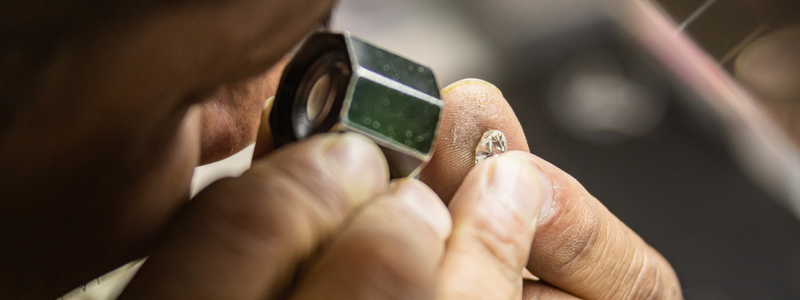 Lab-made Diamonds vs. Real Diamonds: A Quick Guide - Adrisya