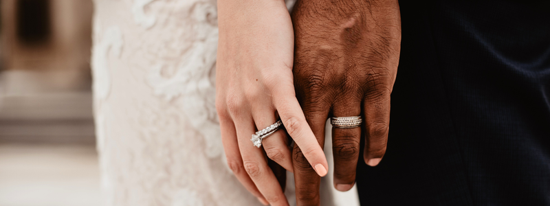 His & Hers New-Year Wedding Bands – Matching Lab-Grown Sets Under Dh 9 k - Adrisya